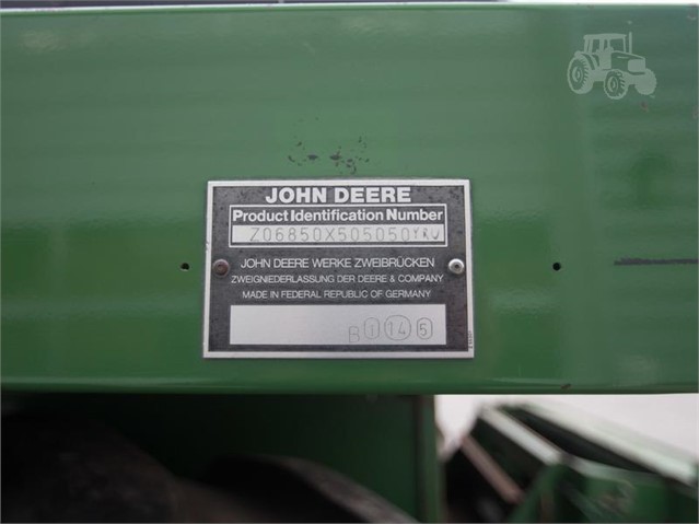 2001 John Deere 6850 Forage Harvester