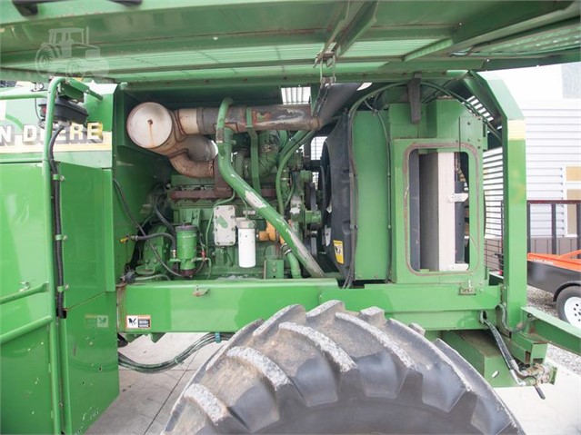 2001 John Deere 6850 Forage Harvester