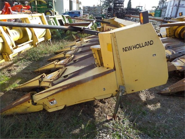 2001 New Holland 360N6 Header Corn Head