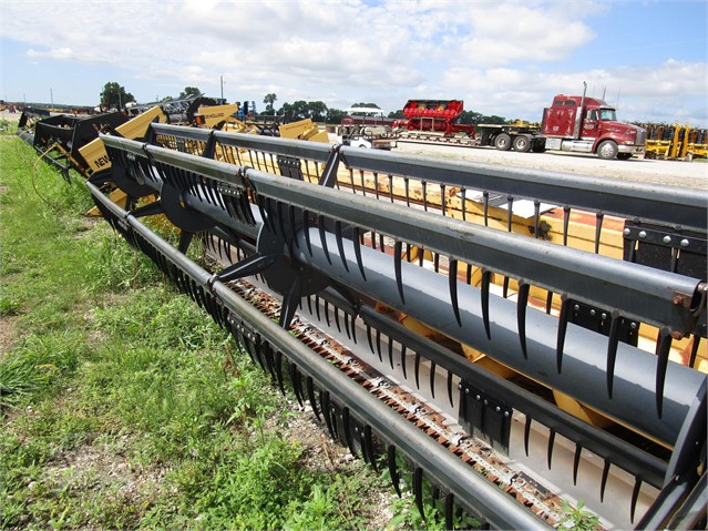 New Holland 973 Header Flex