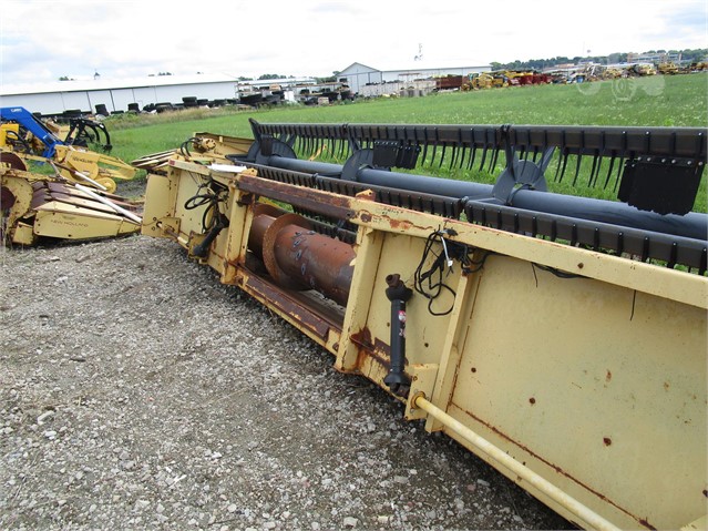 New Holland 973 Header Flex