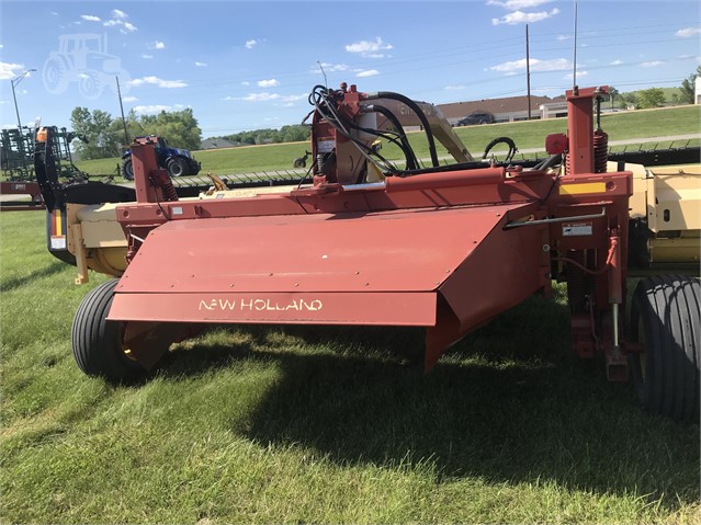 2004 New Holland 1475 Mower Conditioner