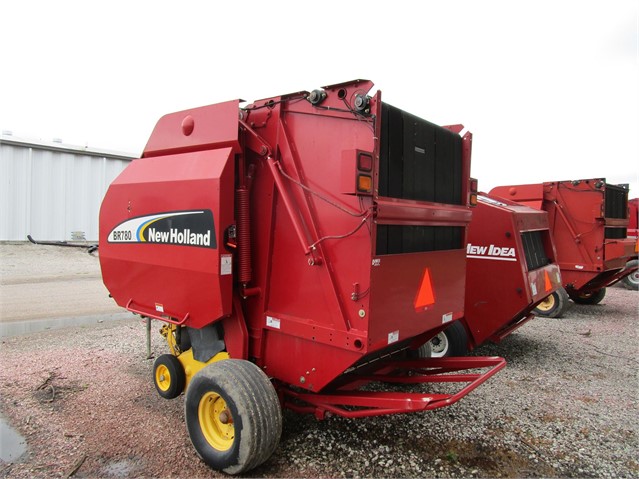 2006 New Holland BR780A Baler/Round