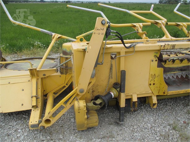 2002 New Holland RI600 Header Forage