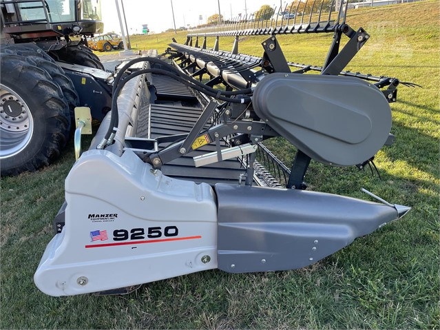 2014 AGCO 9250 Header Flex