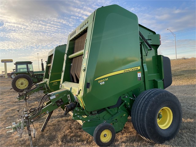 2018 John Deere 560M Baler/Round