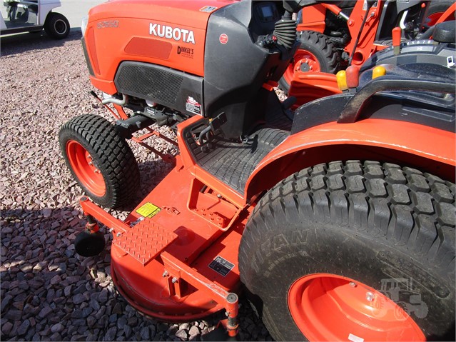 2015 Kubota B2650HSD Tractor