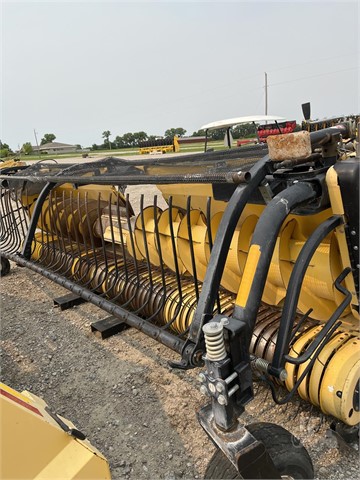 2008 New Holland 290FP Header Forage