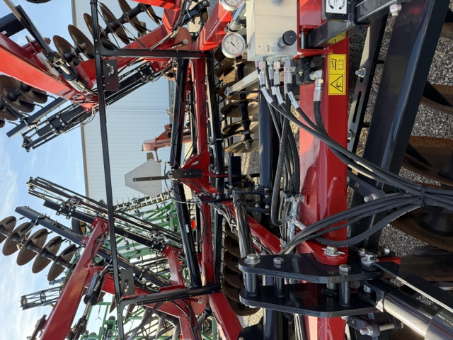 2024 Case IH 345 DH RIGID:-9 in.:-31 ft. Disk Tandem