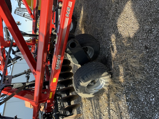 2024 Case IH 345 DH RIGID:-9 in.:-31 ft. Disk Tandem