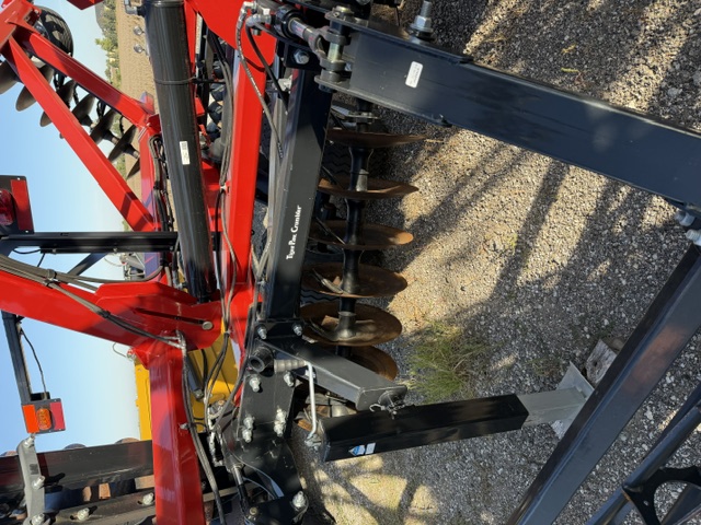 2024 Case IH 345 DH RIGID:-9 in.:-31 ft. Disk Tandem
