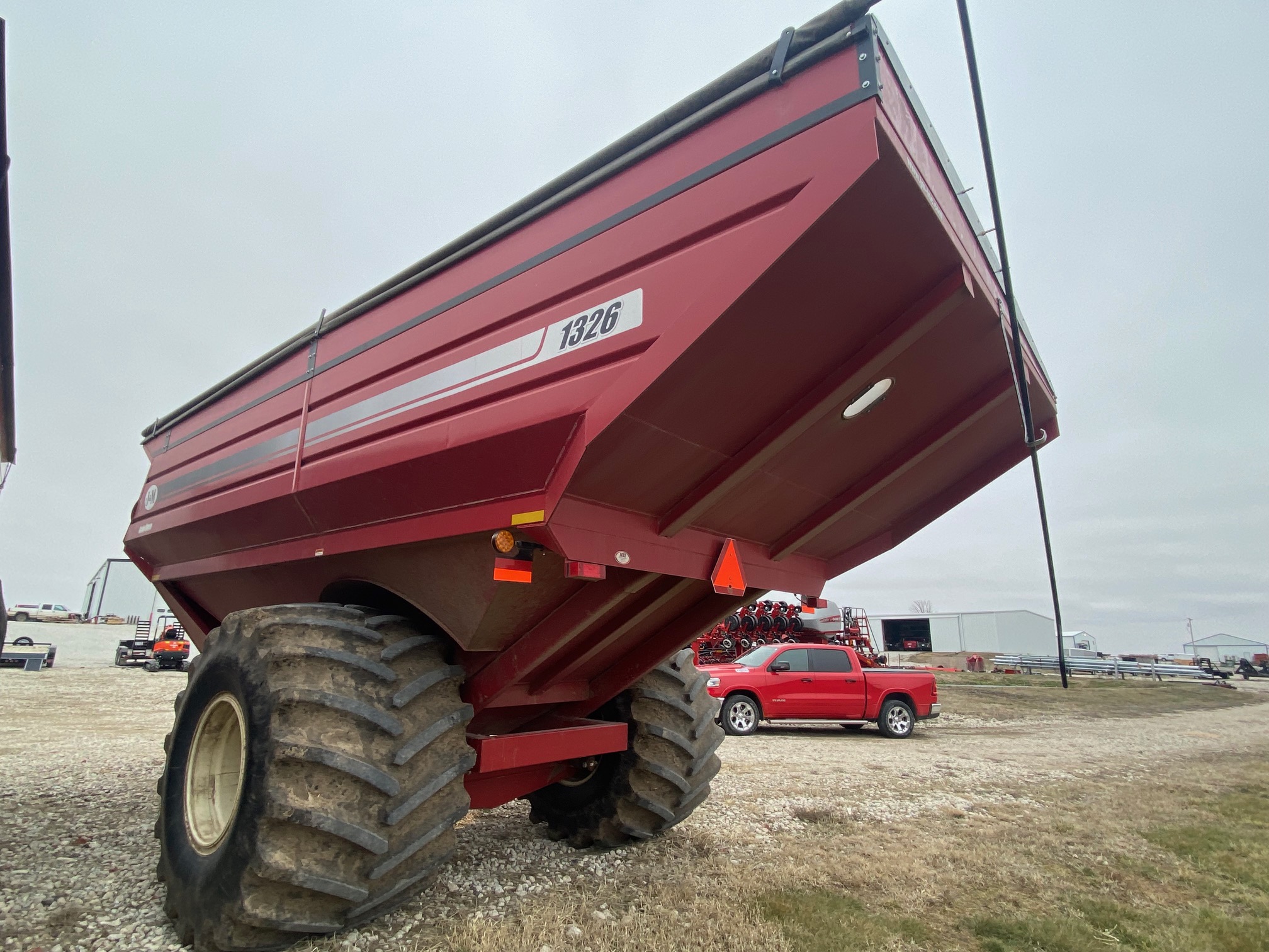 2015 J&M 1326-22S Grain Cart