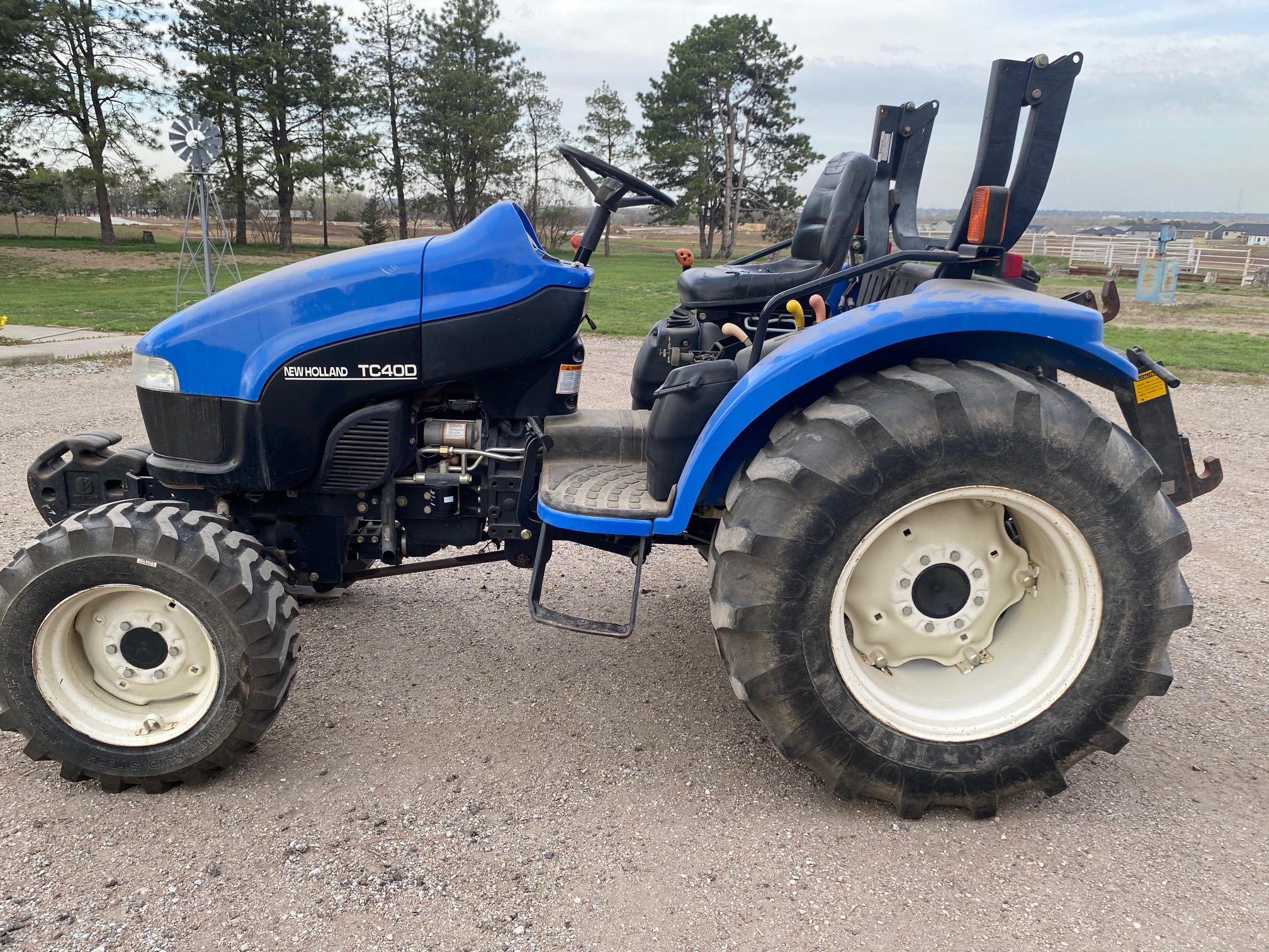2006 New Holland TC40D Tractor