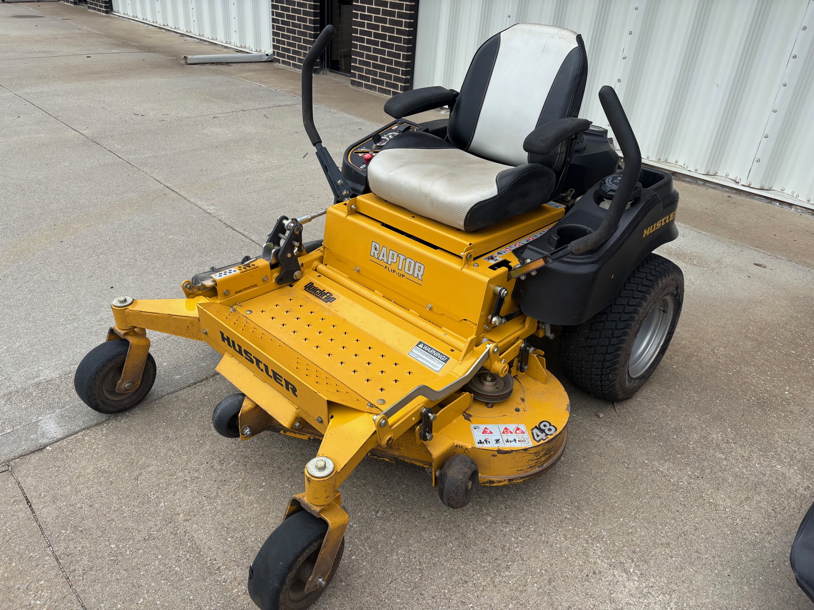 2010 Hustler Excel Raptor Mower/Zero Turn