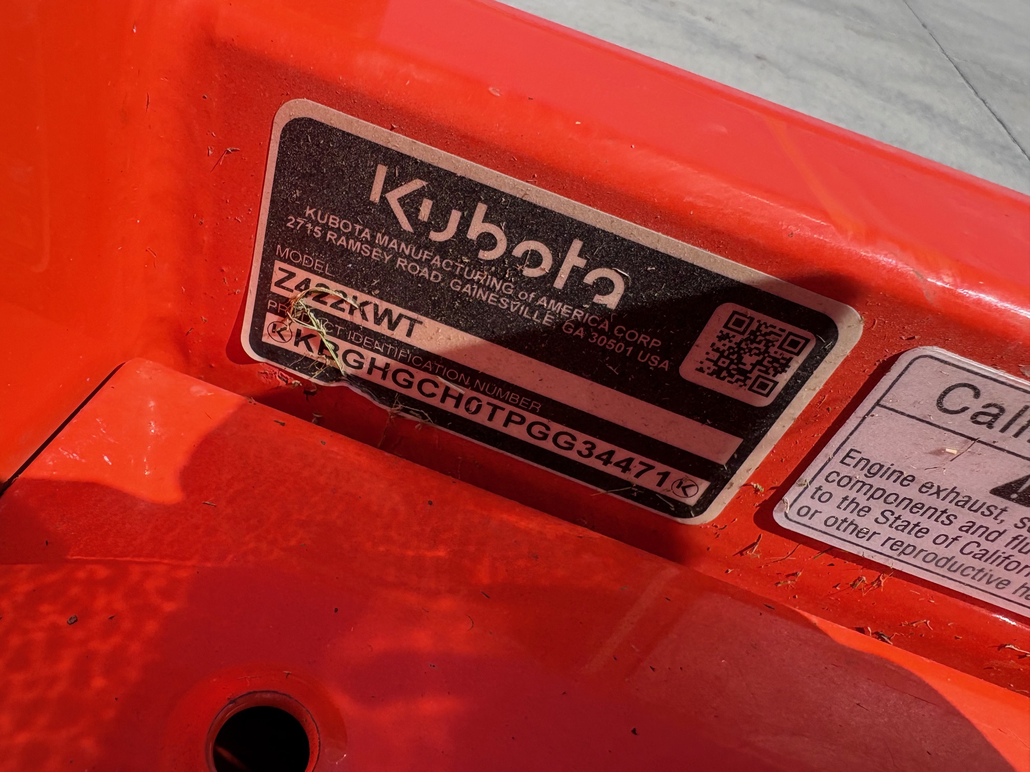 2023 Kubota Z422KWT-60 Mower/Zero Turn