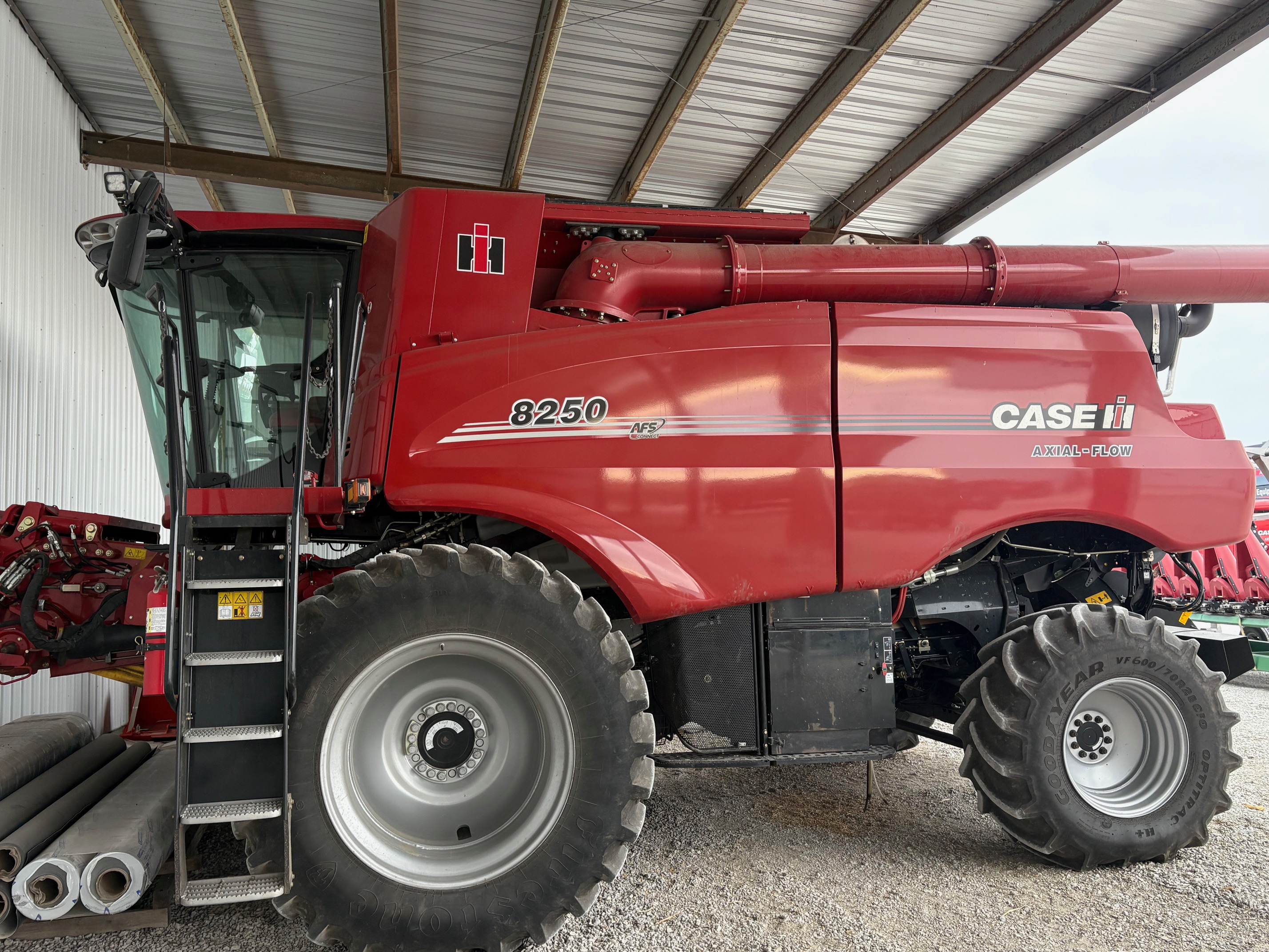 2021 Case IH AXIAL-FLOW_8250 MY21 Combine