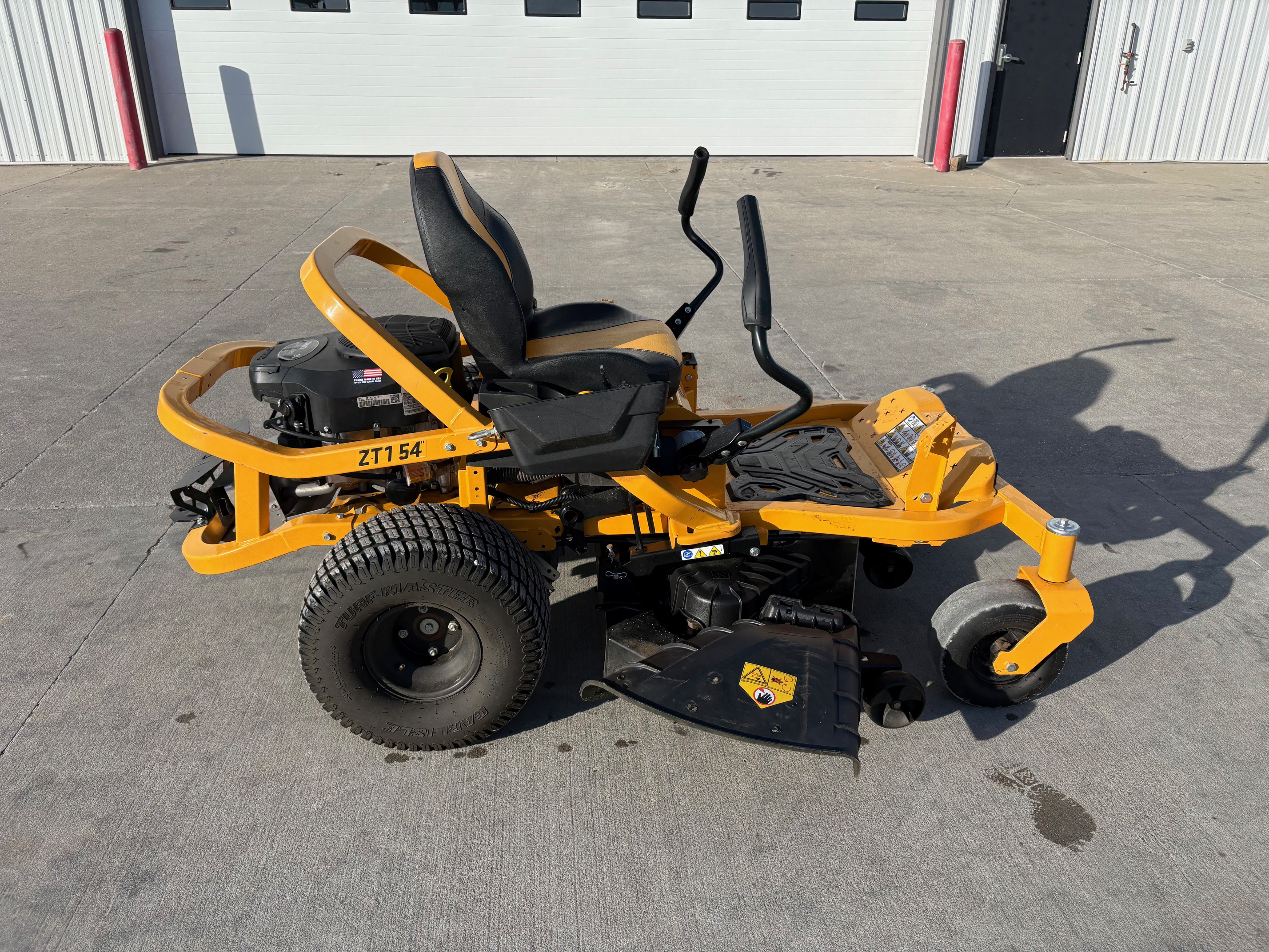 2022 Cub Cadet ZT1 54 Mower/Zero Turn