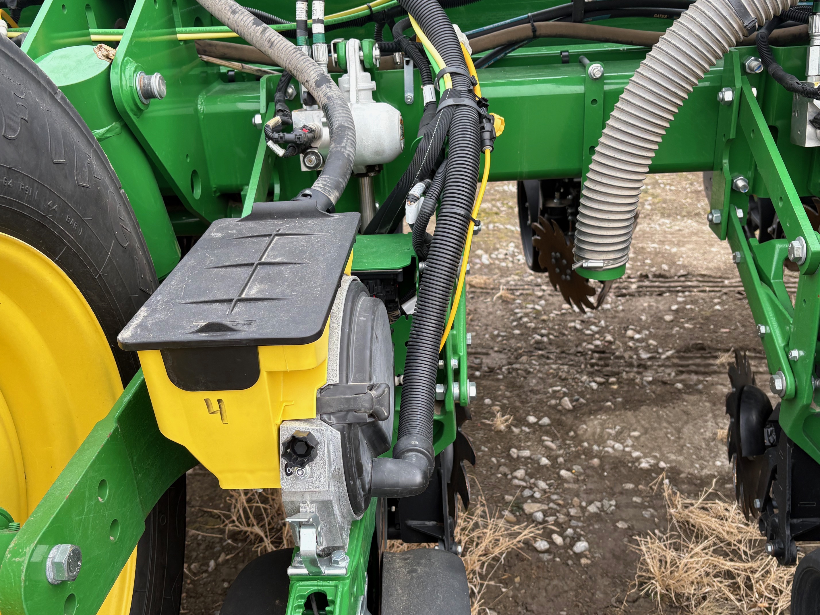 2023 John Deere 1775NT Planter