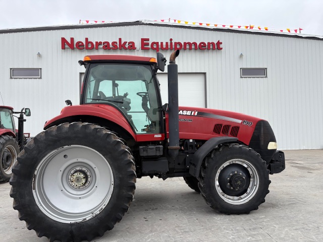 2009 Case IH Magnum 190 Tractor