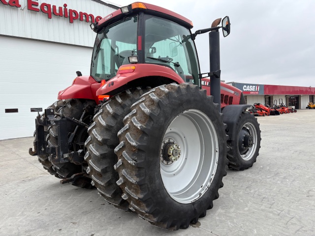 2009 Case IH Magnum 190 Tractor