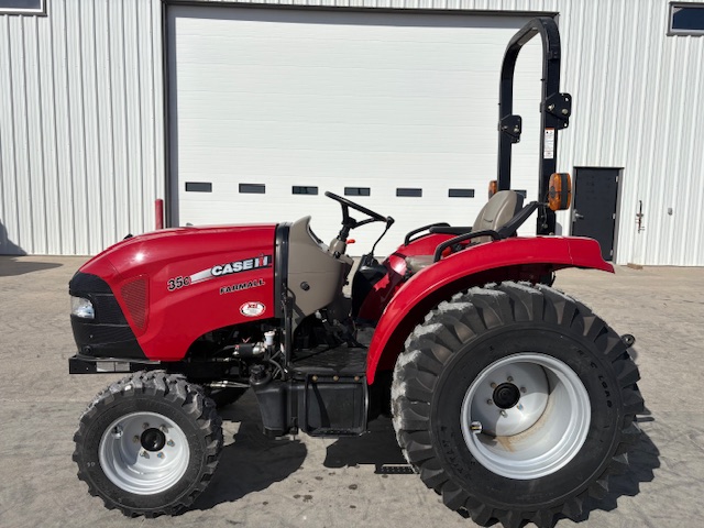 2015 Case IH Farmall 35C Tractor