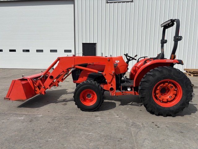 2017 Kubota MX5200HST Tractor