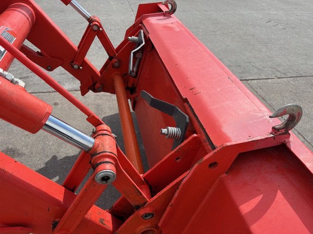 2017 Kubota MX5200HST Tractor