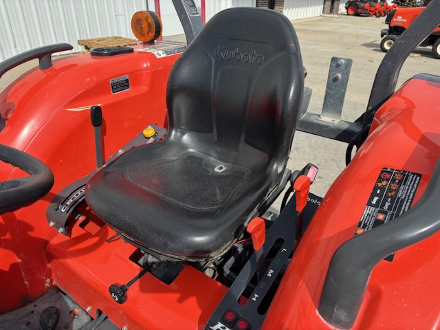 2017 Kubota MX5200HST Tractor