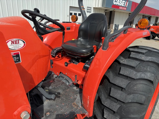 2017 Kubota MX5200HST Tractor