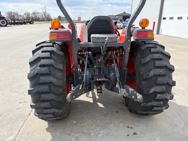 2017 Kubota MX5200HST Tractor