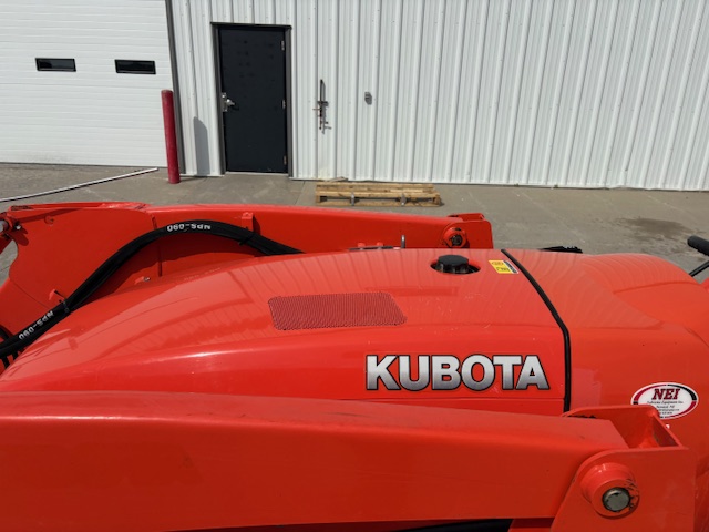 2017 Kubota MX5200HST Tractor