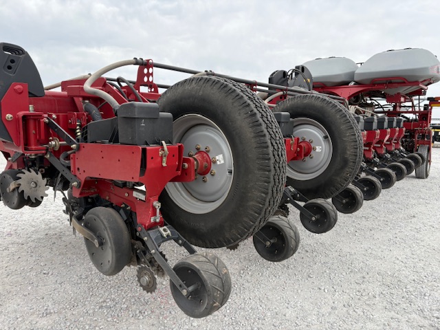 2014 Case IH 1255-24 Planter