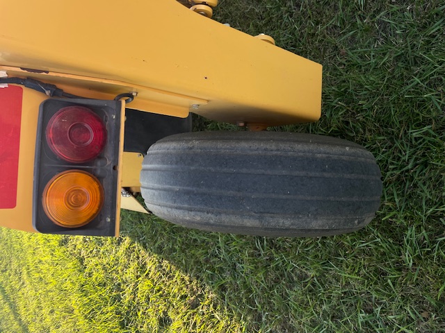 2011 Vermeer TM850 Mower/Disc