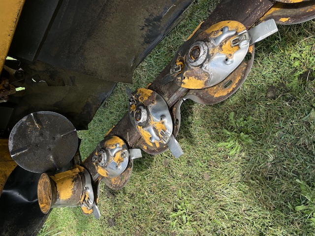 2011 Vermeer TM850 Mower/Disc