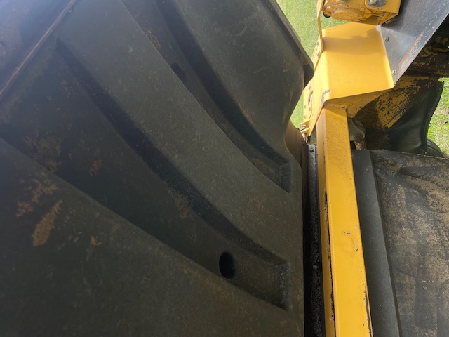 2011 Vermeer TM850 Mower/Disc