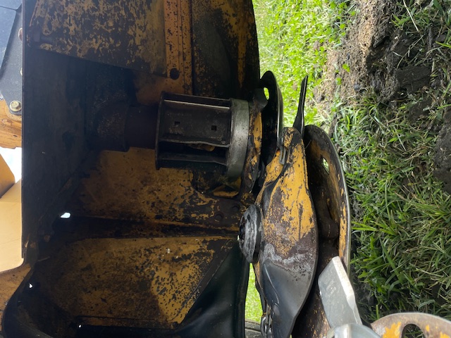 2011 Vermeer TM850 Mower/Disc