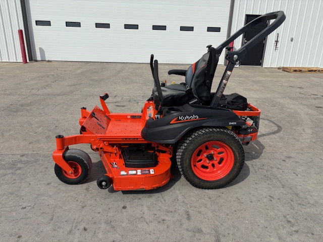 2023 Kubota Z422KW-54 Mower/Zero Turn