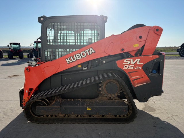 2018 Kubota SVL95-2 Compact Track Loader