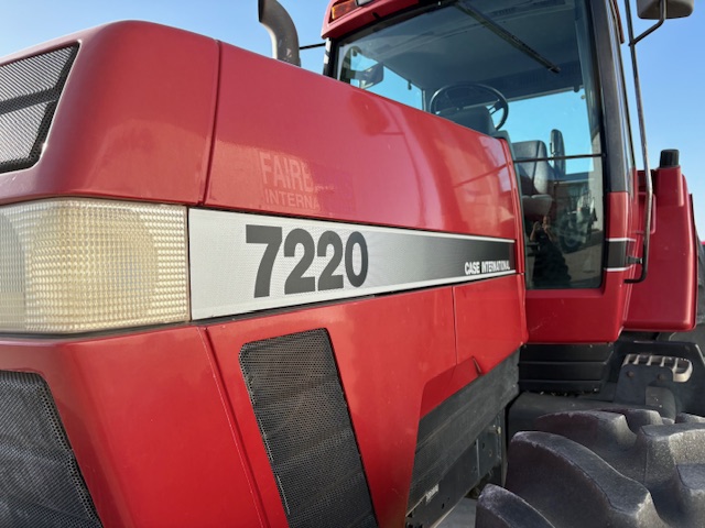 1994 Case IH 7220 MFD Tractor