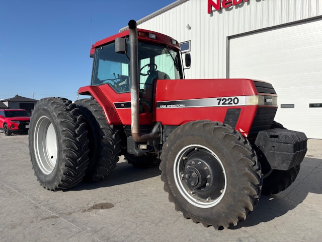 1994 Case IH 7220 MFD Tractor