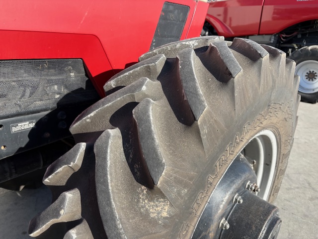 1994 Case IH 7220 MFD Tractor