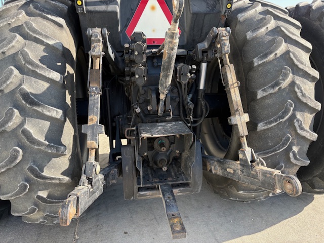 1994 Case IH 7220 MFD Tractor