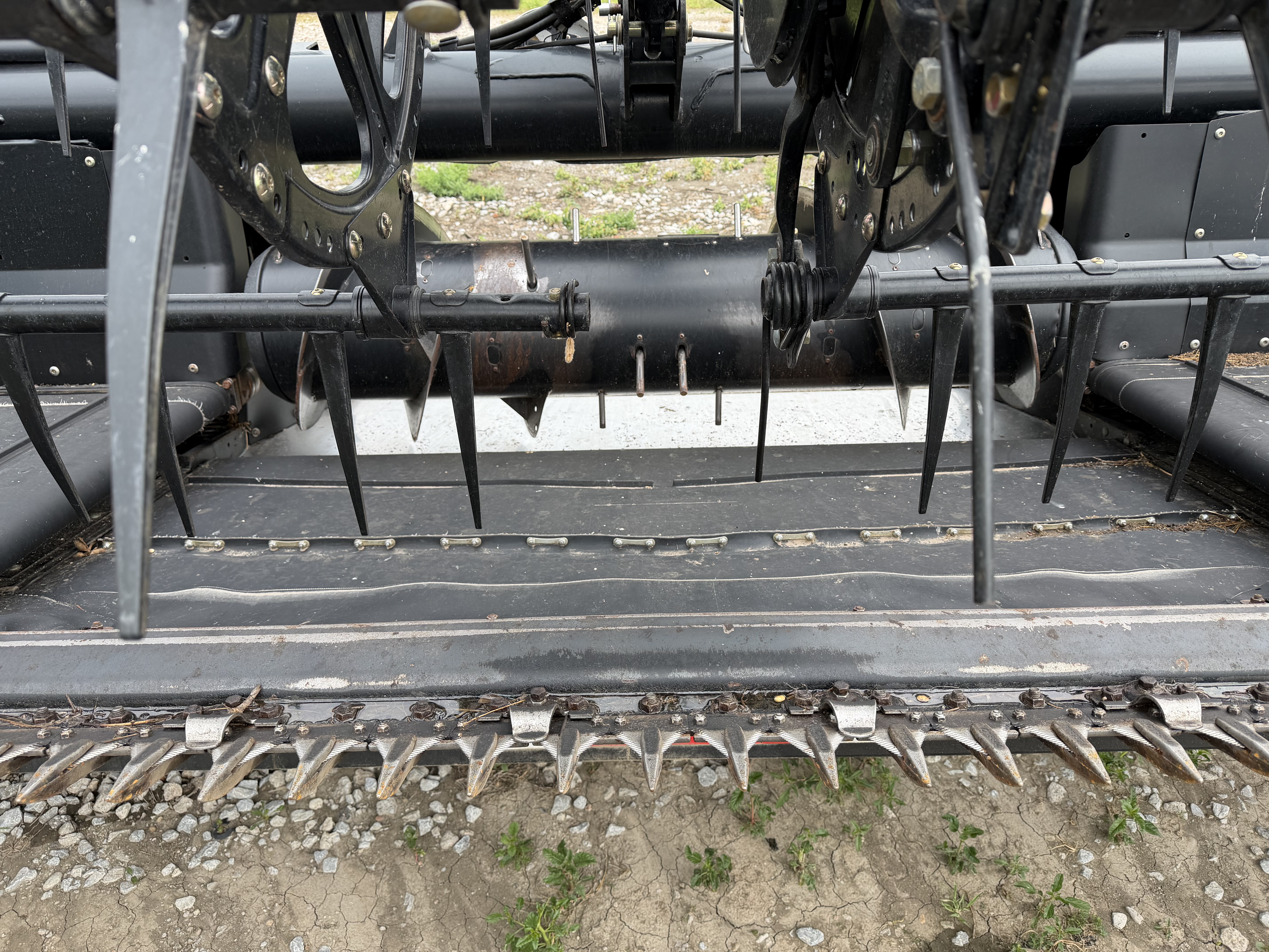 2013 MacDon FD75-30 Header Draper