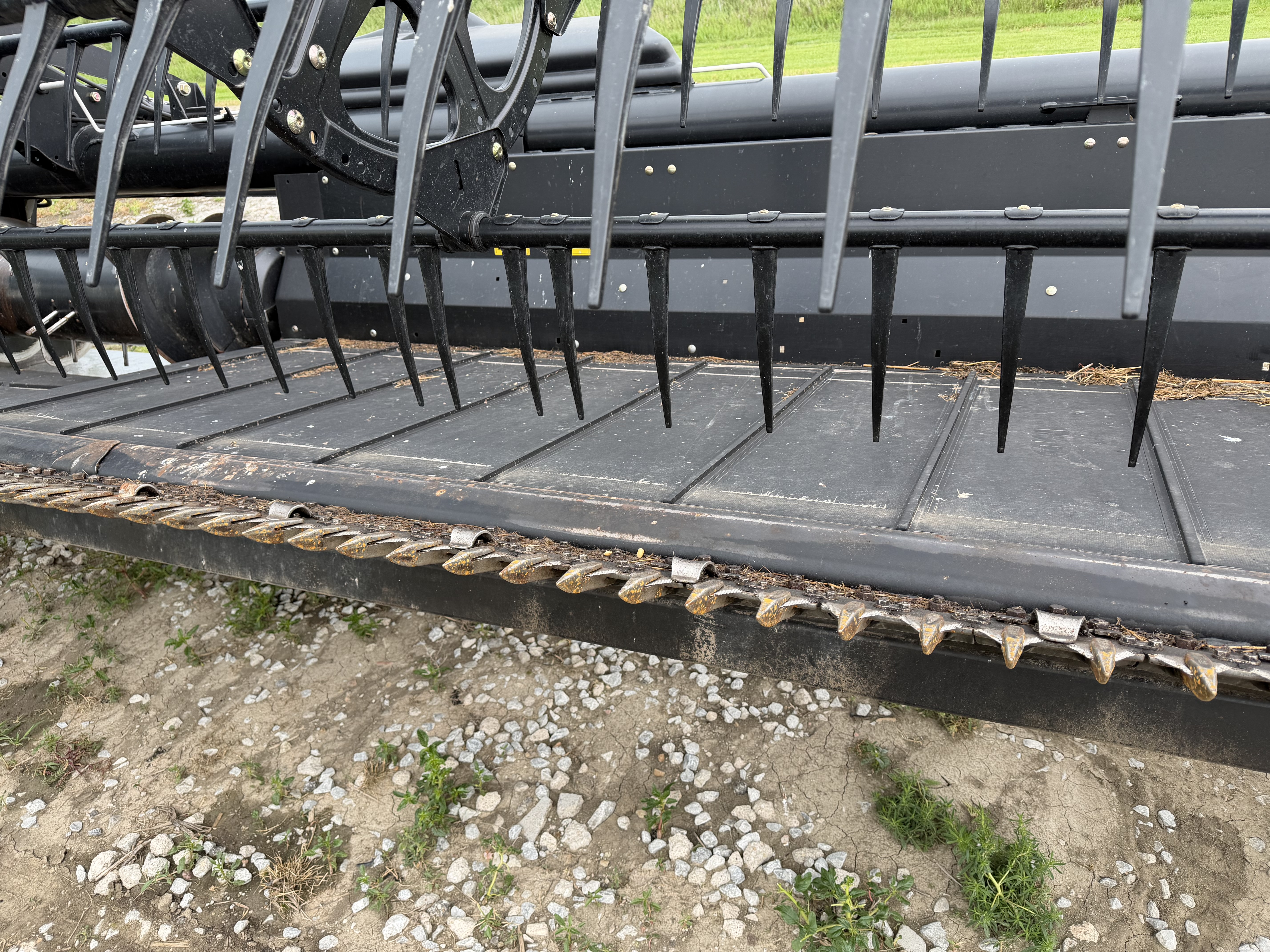 2013 MacDon FD75-30 Header Draper