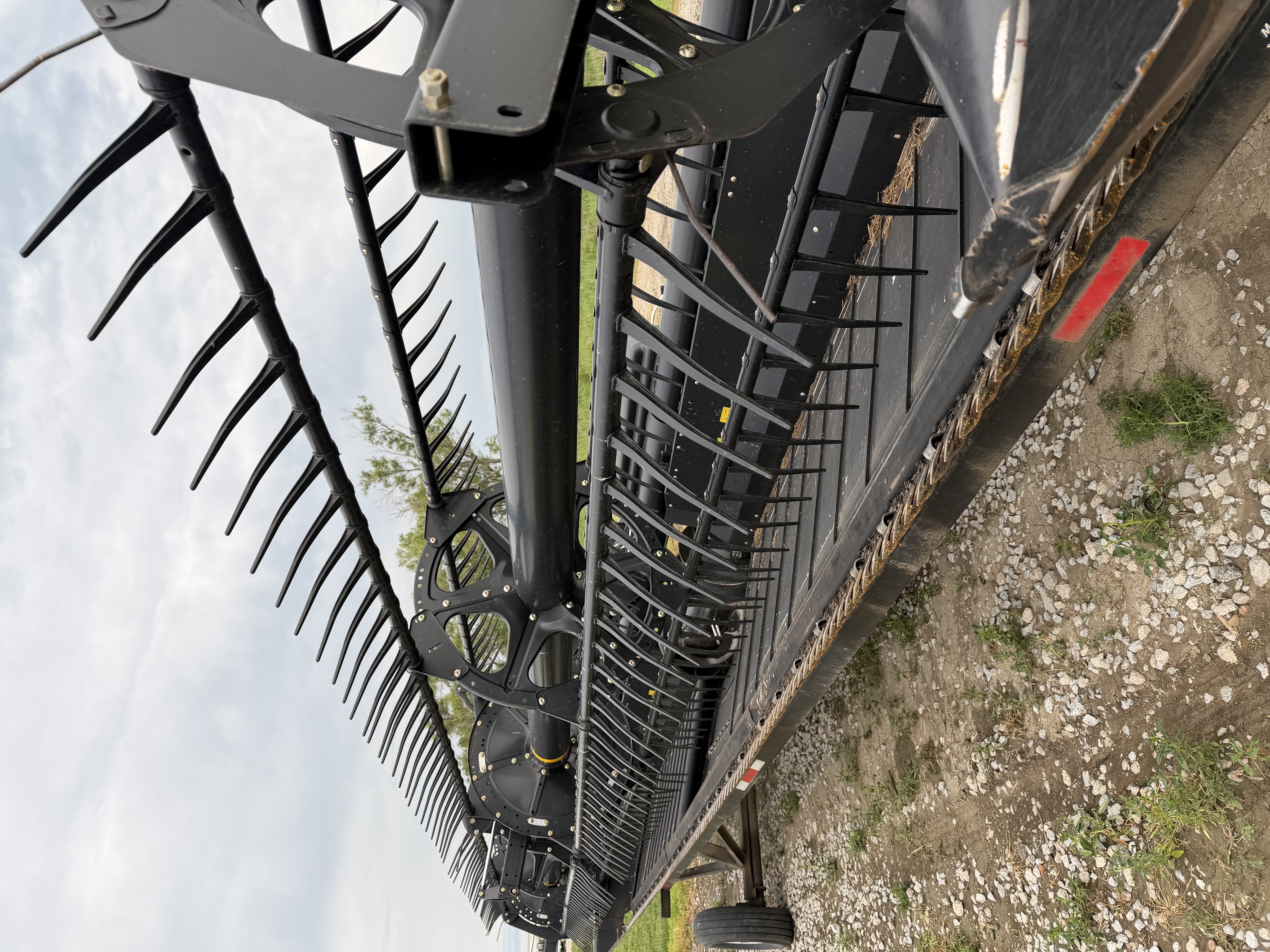 2013 MacDon FD75-30 Header Draper