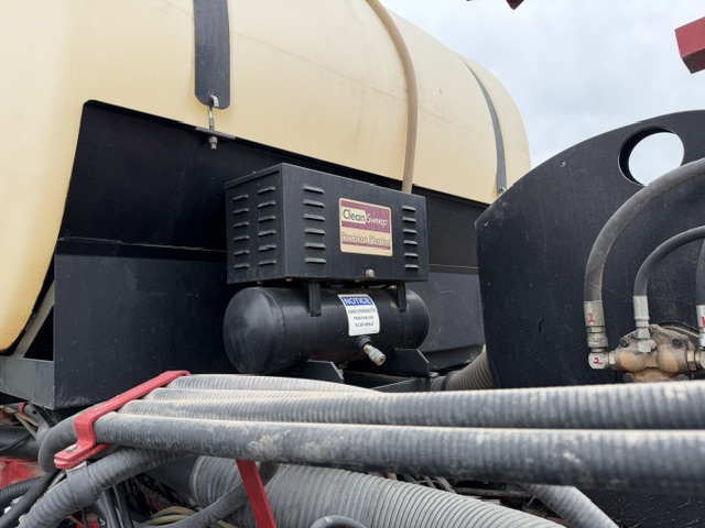 2009 Case IH 1250 16R30 Planter