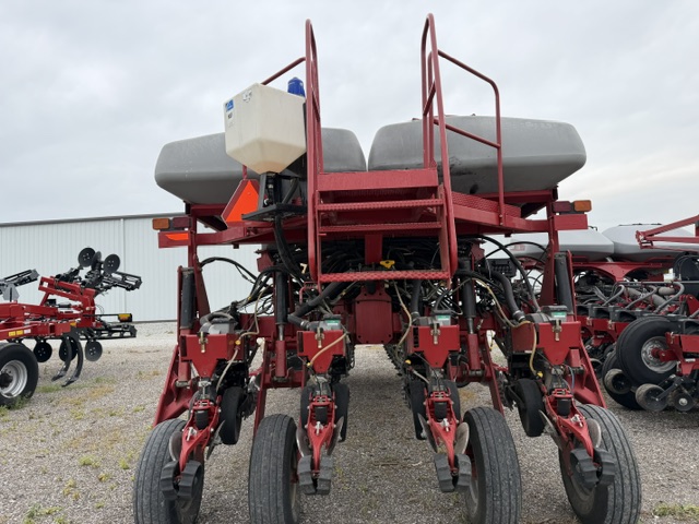 2009 Case IH 1250 16R30 Planter