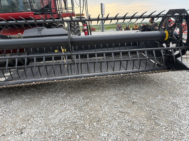 2016 MacDon FD75 Header Draper