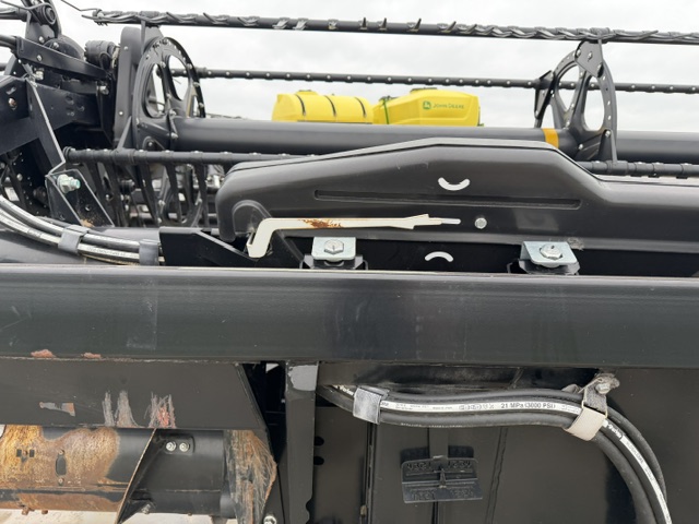 2021 MacDon FD140 FLEXDRPR Header Draper