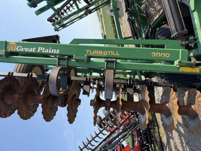 2009 Great Plains 3000TT Tillage